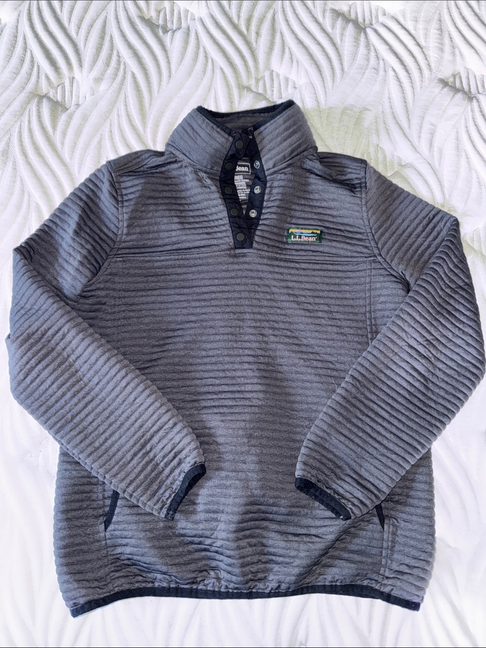 L.L. Bean women’s  Charcoal Quilted Quarter-Snap Pullover